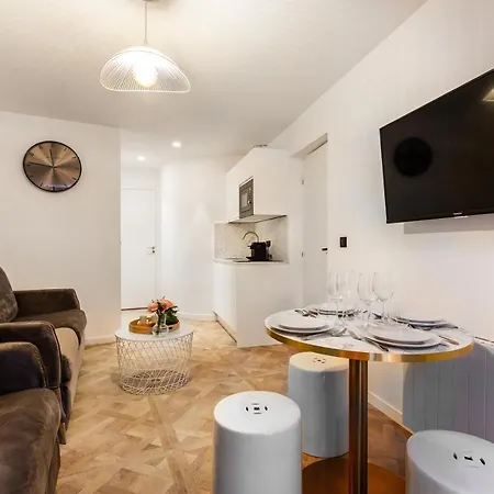 Cmg - Tour Eiffel Champs De Mars Apartment Paris